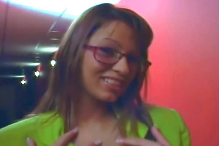 Sexy Tera Bond Blow Off!